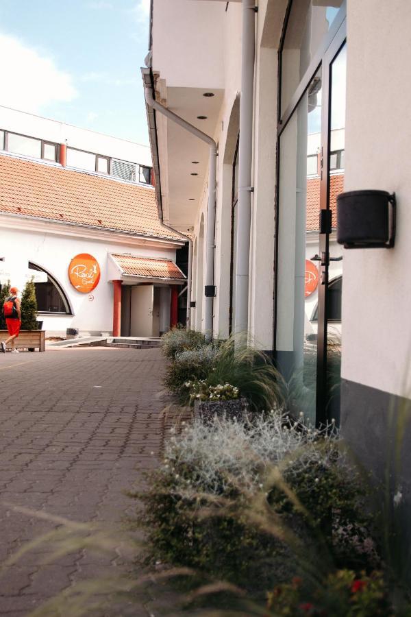 Braavo Hotel